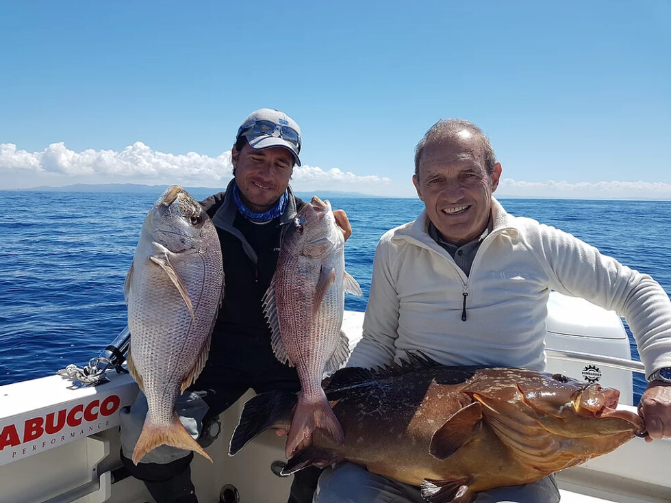 Uscite charter di pesca sportiva in barca in Toscana Livorno